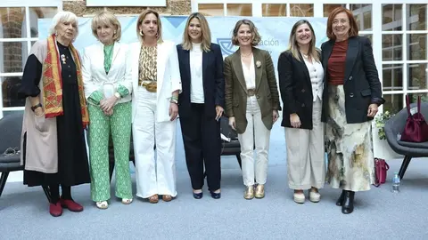 Almudena Mart&iacute;nez ha ejercido de anfitriona en nombre de la Diputaci&oacute;n de C&aacute;diz