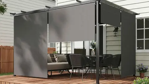 P&eacute;rgola de jard&iacute;n de techo retr&aacute;ctil Outsunny de Leroy Merlin