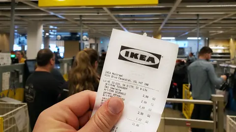 Crea un sal&oacute;n a tu gusto personal con este armario de Ikea