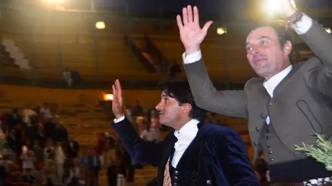 Ventura y Cartagena a hombros | Marciano Bre&ntilde;a