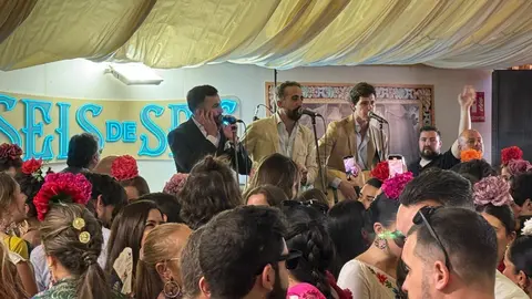 Actuaci&oacute;n en directo en la Feria del Caballo de Jerez | Cristo Garc&iacute;a