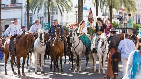 Salida de la Hermandad del Roc&iacute;o de Jerez