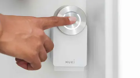 Cerradura inteligente Nuki Smart Lock Pro de Leroy Merlin
