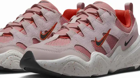 Zapatillas Nike Tech Hera en color rosa