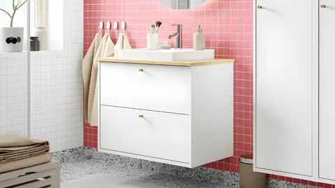 Mueble de ba&ntilde;o con lavabo modelo HAVB&Auml;CK y ORRSJ&Ouml;N de Ikea