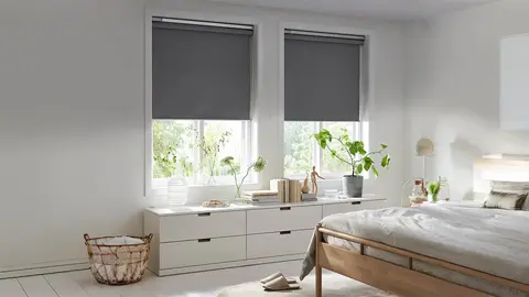 Mant&eacute;n tu hogar alejado del calor este verano con el estor inteligente Fyrtur de Ikea