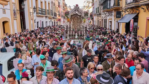 Salida de la Hermandad de Triana | Salvador L&oacute;pez Medina