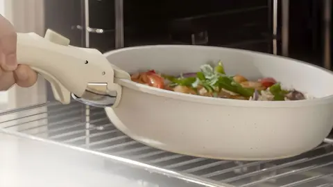 Juego de utensilios de cocina antiadherentes Carote de Amazon