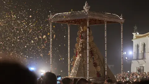 Procesi&oacute;n de la Virgen del Roc&iacute;o 2024 | Salvador L&oacute;pez Medina