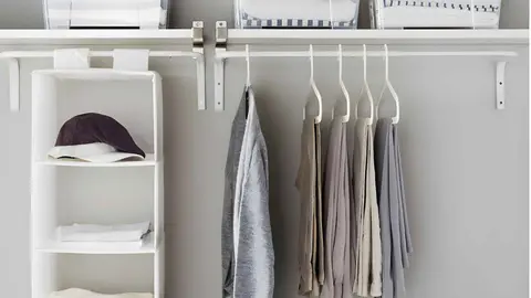 Barra para ropa MULIG de Ikea