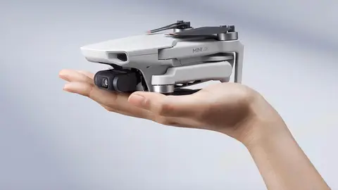Dron con c&aacute;mara 4K UHD DJI Mini