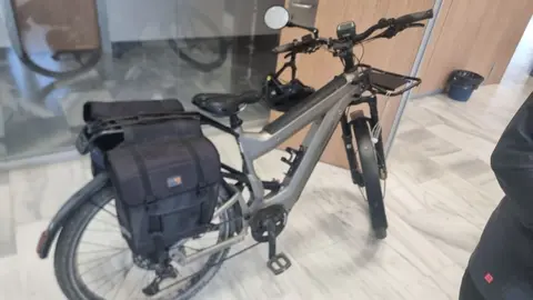Bicicleta el&eacute;ctrica recuperada en Jerez