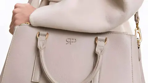 Bolso de mano estilo tote con monedero extra&iacute;ble de Parfois