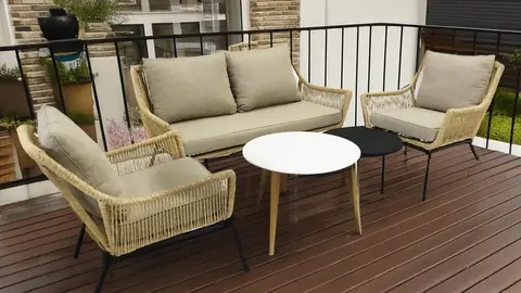 Conjunto de terraza y jard&iacute;n de 4 plazas Kuta con resina trenzada efecto rat&aacute;n de Carrefour