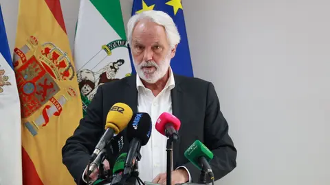 Agust&iacute;n Mu&ntilde;oz la rueda de prensa tras la Junta de Gobierno Local | Cristo Garc&iacute;a