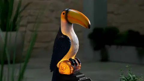 L&aacute;mpara solar decorativa Livarno Home de Lidl