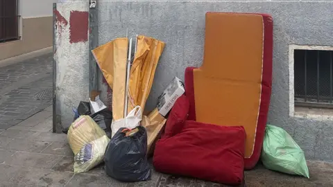 Basura en la calle Bizcocheros