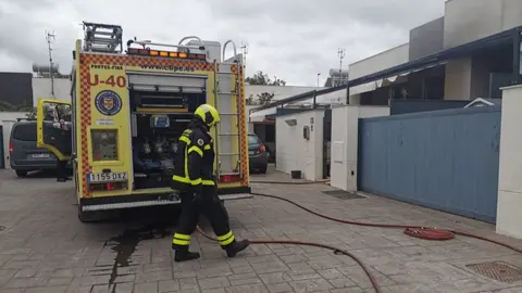 Incendio en la calle Costa Azahar de Jerez | CBPC