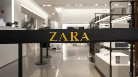 Interior de tienda ZARA - Grupo Inditex