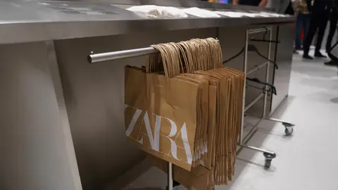 Bolsas de ZARA - Tienda del Grupo Inditex