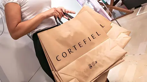 Empleada de Cortefiel