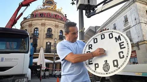 Retirada del Reloj del Gallo Azul