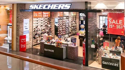 Tienda de Skechers en un centro comercial