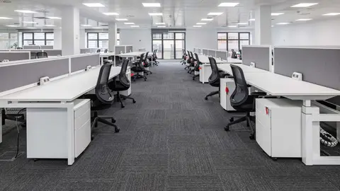 Oficina vac&iacute;a