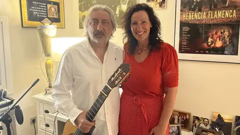 La alcaldesa de Almer&iacute;a, Mar&iacute;a del Mar V&aacute;zquez, junto a Ketama