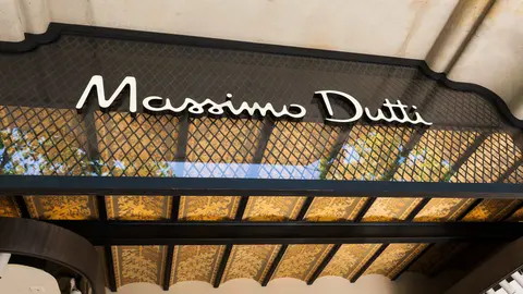Fachada de tienda Massimo Dutti