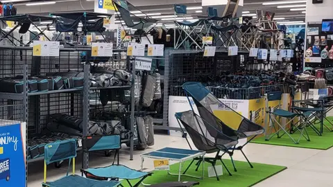 Decathlon arrasa con la nueva silla de playa de dos plazas
