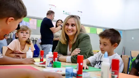 La alcaldesa Marifr&aacute;n Carazo ha visitado la ludoteca municipal de Fuente Nueva