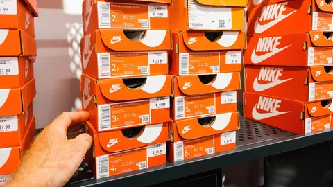Tienda Nike - Almac&eacute;n
