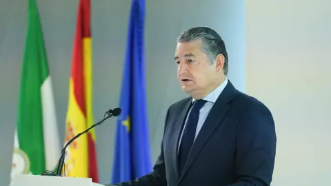 El consejero de la Presidencia Antonio Sanz