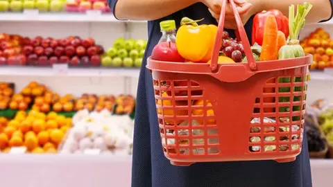 La cesta de la compra se ha abaratado en el mes de julio en Andaluc&iacute;a