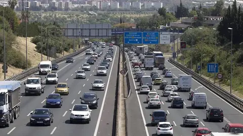 Las carreteras de Andaluc&iacute;a soportar&aacute;n una gran densidad de tr&aacute;fico