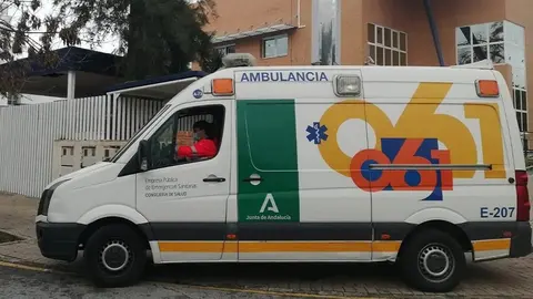 Una ambulancia del 061 se person&oacute; en el lugar de los hechos (2)