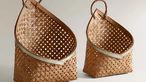 Cesta de bamb&uacute; para colgar de Zara Home
