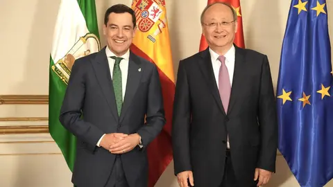 Juanma Moreno busca fortalecer las relaciones de Andaluc&iacute;a con China