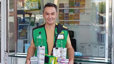 Sergio Higueras Mu&ntilde;oz, vendedor de la ONCE en M&aacute;laga