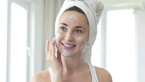 Crema corporal hidratante Esferas VIT-E Deliplus&nbsp;de Mercadona