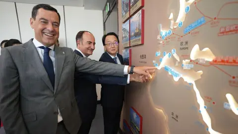 Juanma Moreno, presidente de la Junta de Andaluc&iacute;a en China