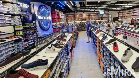 Skechers, tienda Jerez, Luz Shopping 