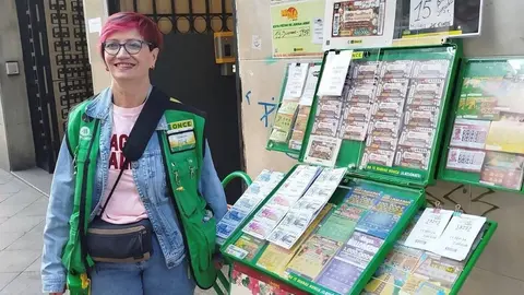 Concepci&oacute;n M&aacute;rquez, vendedora de la ONCE