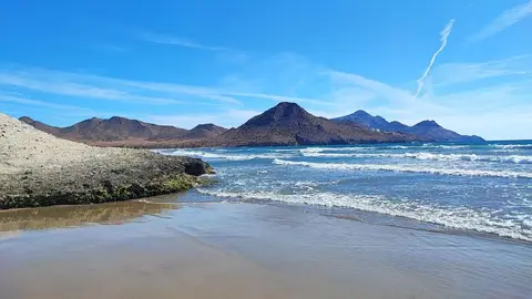 La playa de los Genoveses en N&iacute;jar