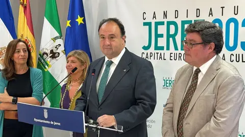 Casimiro Mantell durante la presentaci&oacute;n de la Noche Europea de los Investigadores | Rafa Dom&iacute;nguez