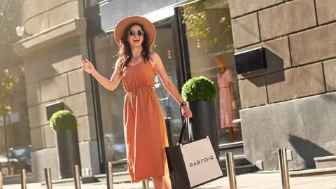 Las sandalias de tac&oacute;n de Parfois m&aacute;s c&oacute;modas para llevar con vestidos que se est&aacute;n agotando