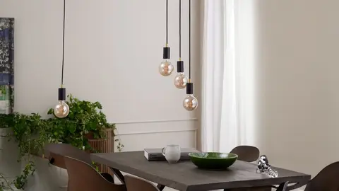 L&aacute;mpara de techo MAGNAR 3 en 1 de JYSK