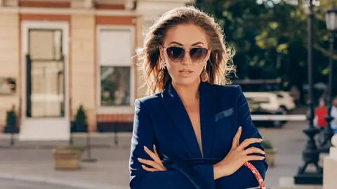 Los bolsos Adolfo Dom&iacute;nguez que no pueden faltar en tu armario, en oferta