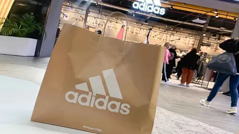 Bolsa de Adidas en Tienda Adidas